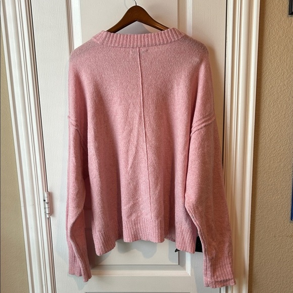 American Eagle Pink Heart Sweater Valentine's Girly Elle Woods - Picture 3 of 3